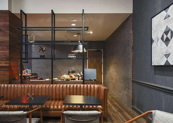 The Worthington Renaissance Worth Hotel 4*