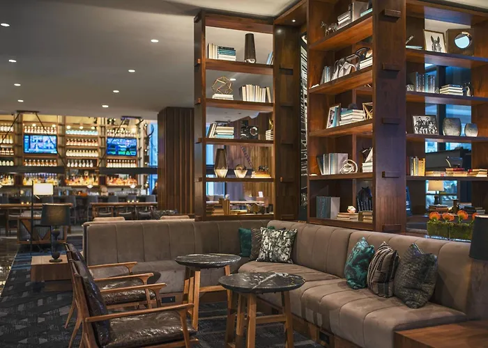 The Worthington Renaissance Worth Hotel 4*