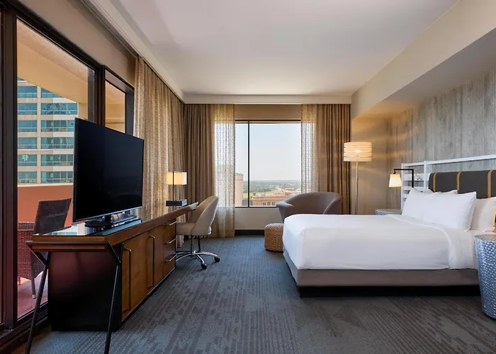 The Worthington Renaissance Worth Hotel 4*