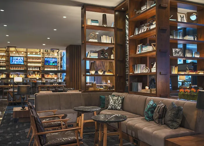Hotel The Worthington Renaissance Worth 4*